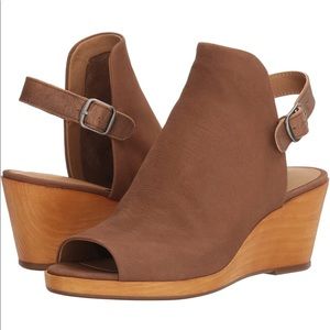 Lucky Brand Keralin Wedge